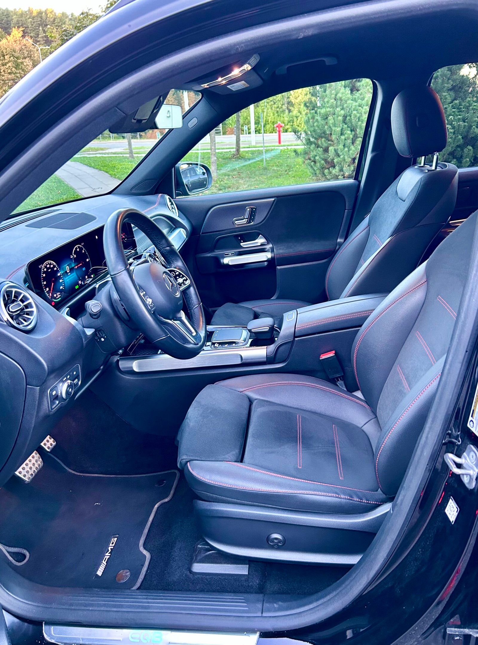 Mercedes-Benz EQB 300 - Image 5