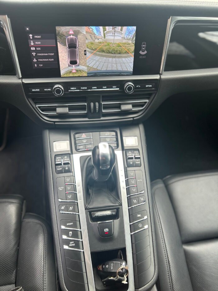 Porsche Macan 2020 - Image 5