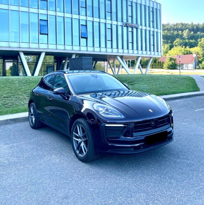 Porsche Macan 2023 - Image 3