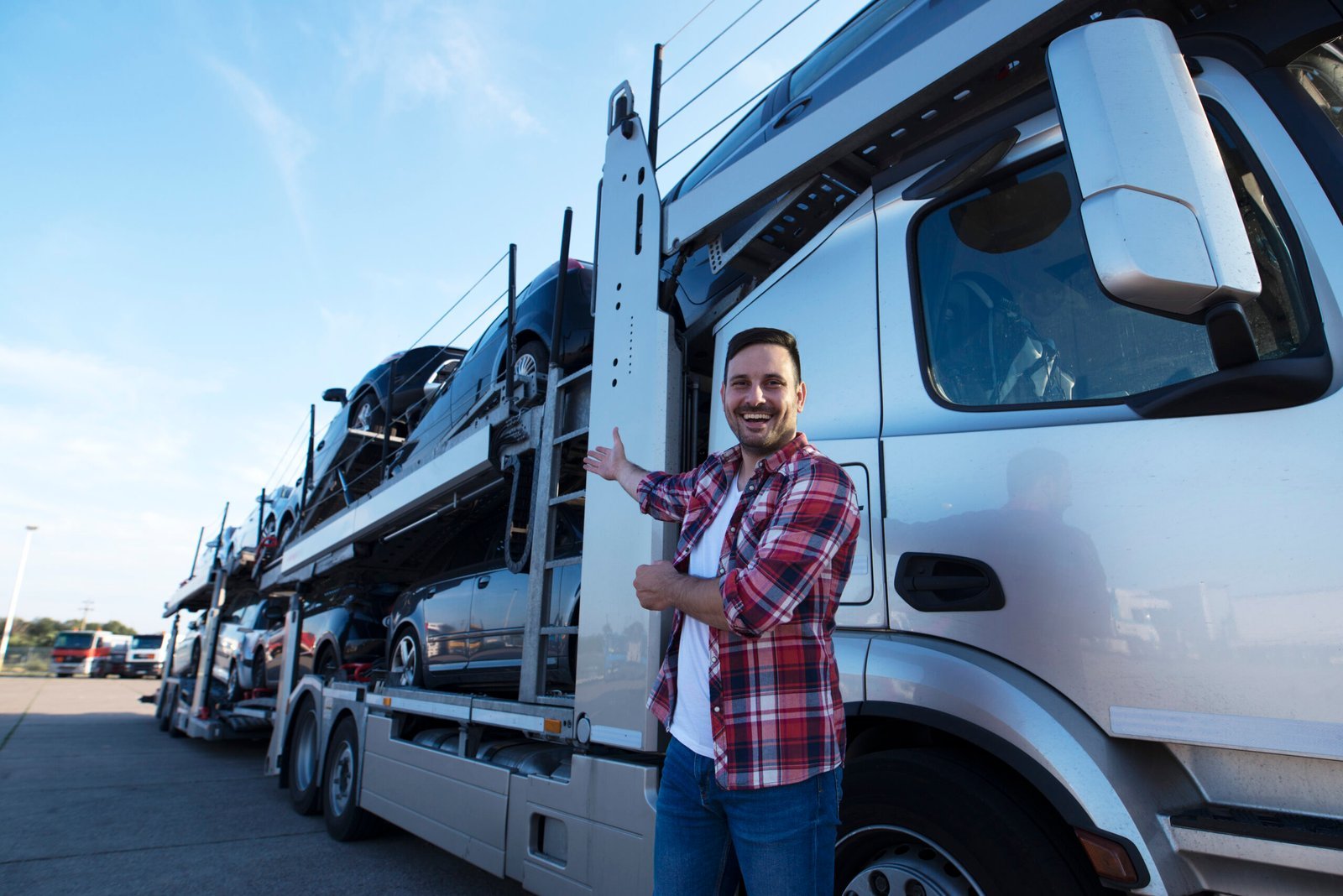trailer-with-cars Automobilių supirkimas, transportavimas