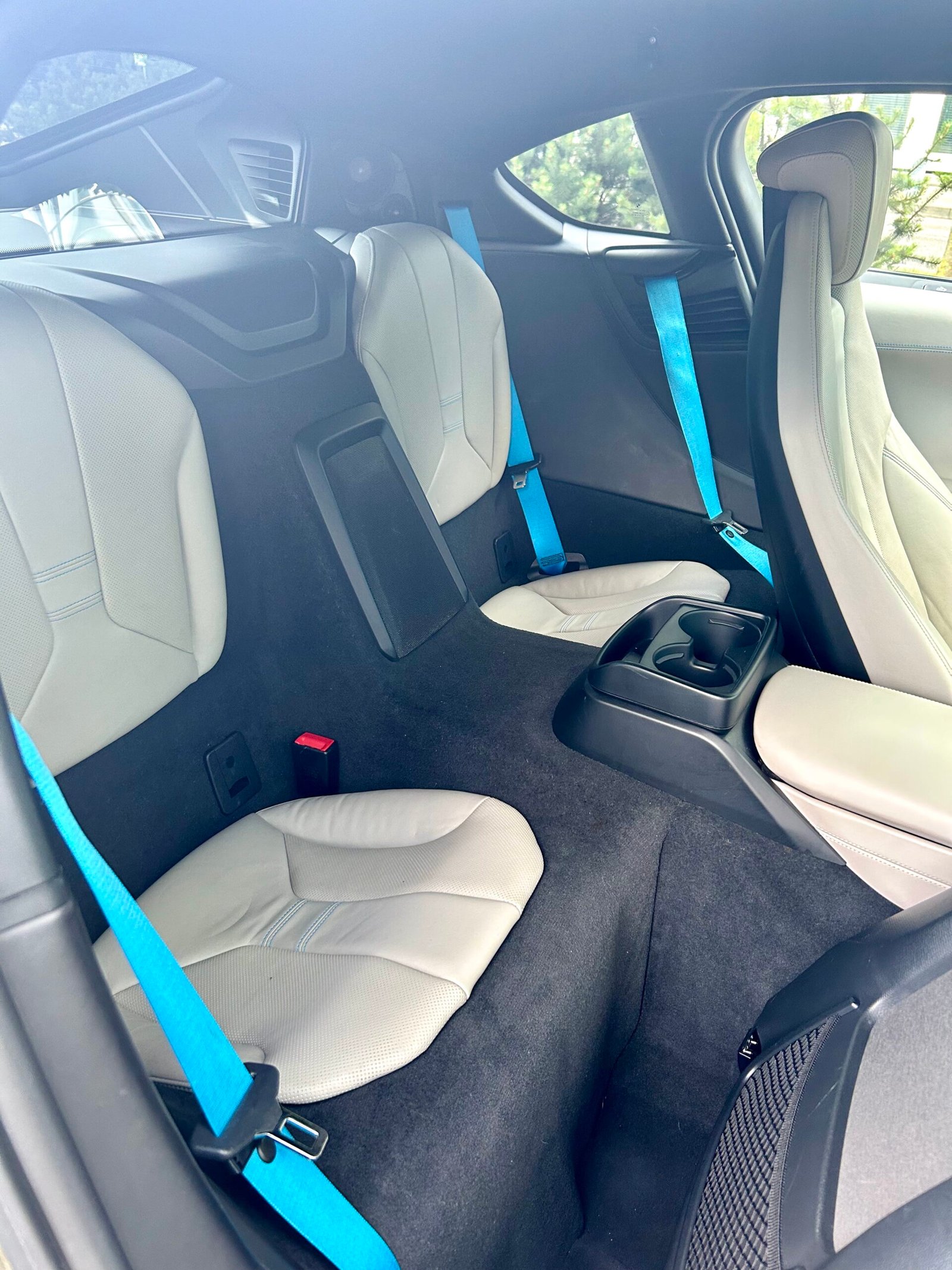 BMW i8 2015 - Image 14